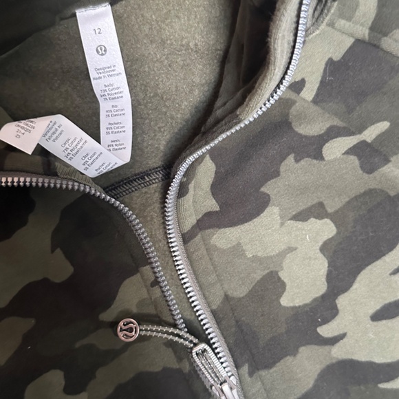 New Lululemon Full Zip Hoodie in Camo - Picture 7 of 10